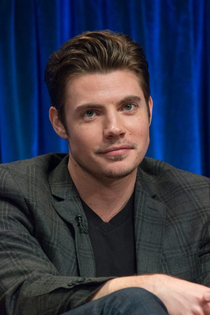 Photo of Josh Henderson
