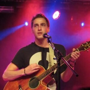 Photo of Kendall Schmidt