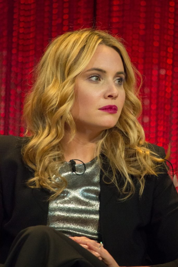 Photo of Leah Pipes