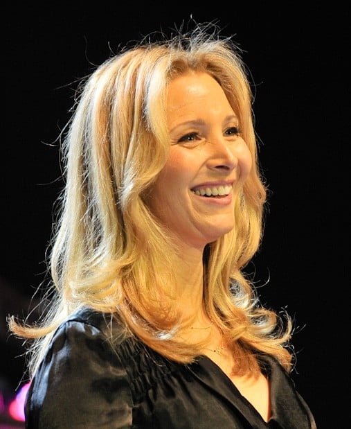 is-lisa-kudrow-dead-age-birthplace-and-zodiac-sign