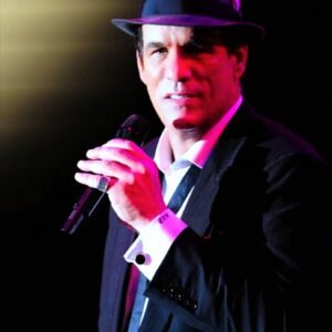 Photo of Robert Davi