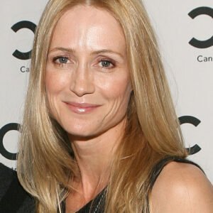 Photo of Kelly Rowan