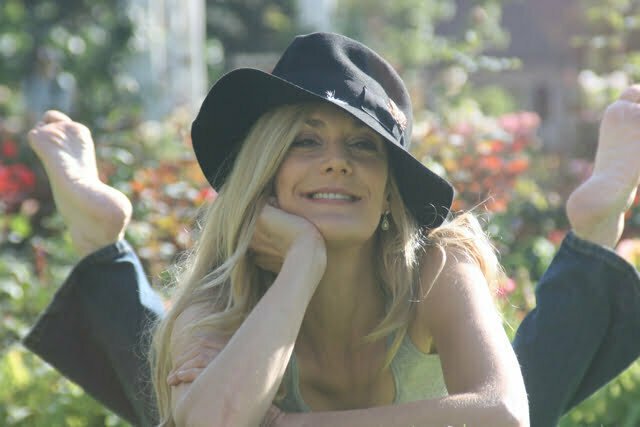 Photo of Thea Gill