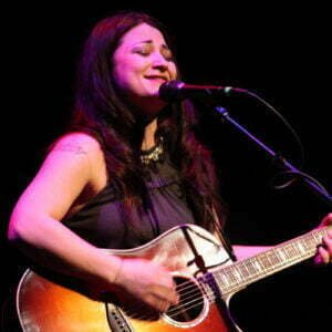 Photo of Jennifer Knapp