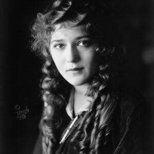 Photo of Mary Pickford