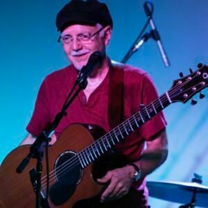 Photo of Phil Keaggy