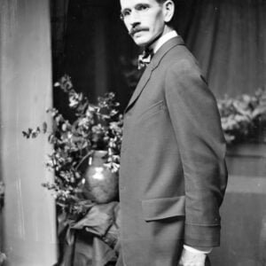 Photo of Arthur Bowen Davies