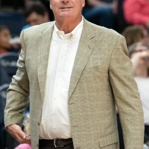 Photo of Bill Laimbeer