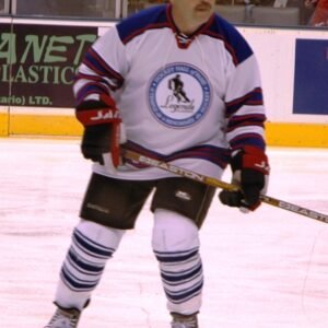 Photo of Bryan Trottier