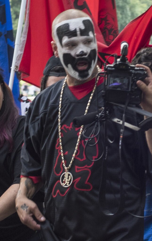 Photo of Shaggy 2 Dope
