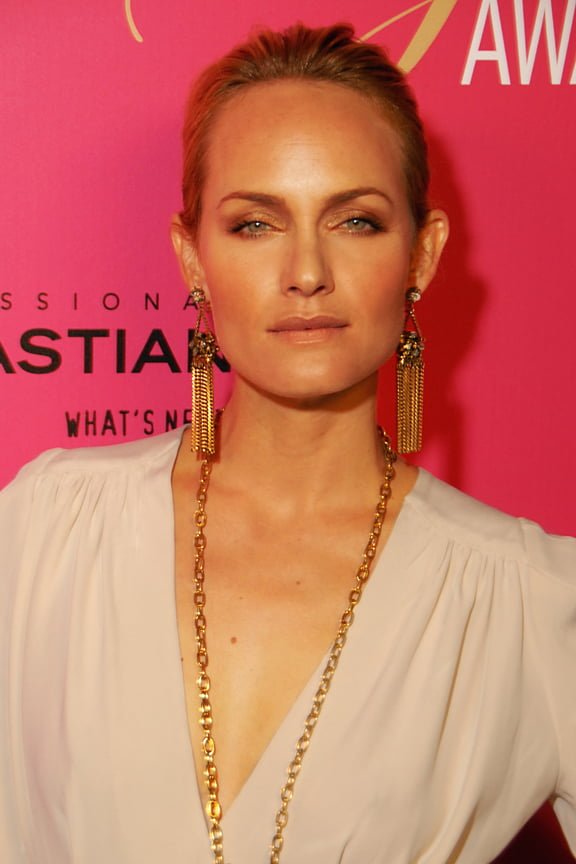 Photo of Amber Valletta