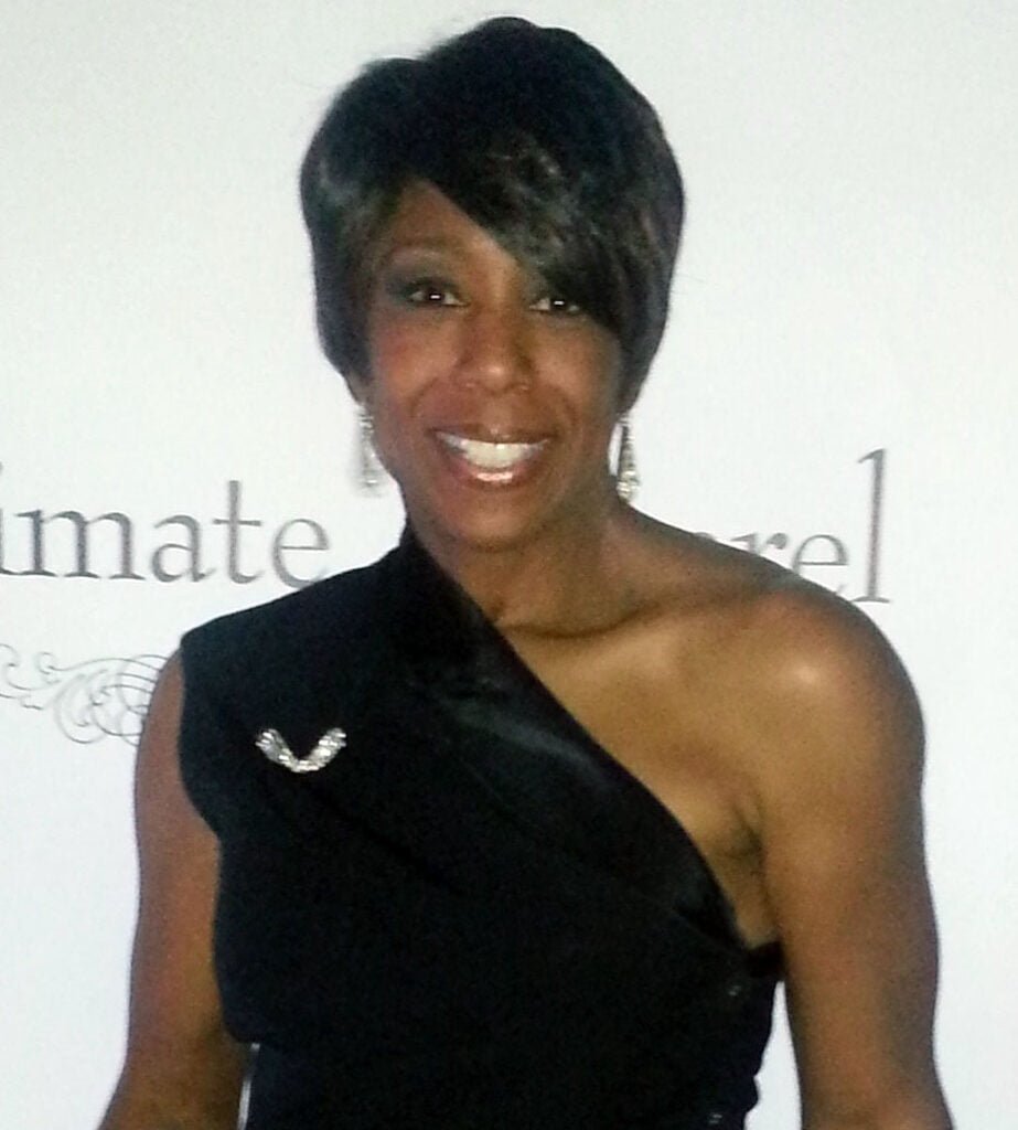Photo of Dawnn Lewis