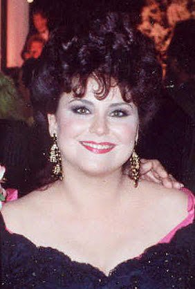 Photo of Delta Burke