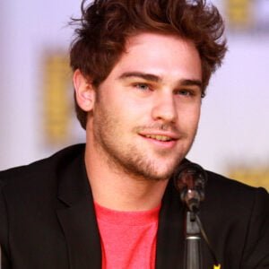 Photo of Grey Damon
