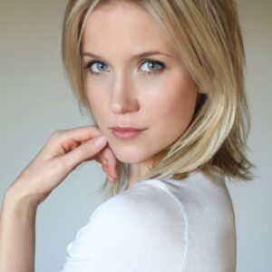 Photo of Jessy Schram