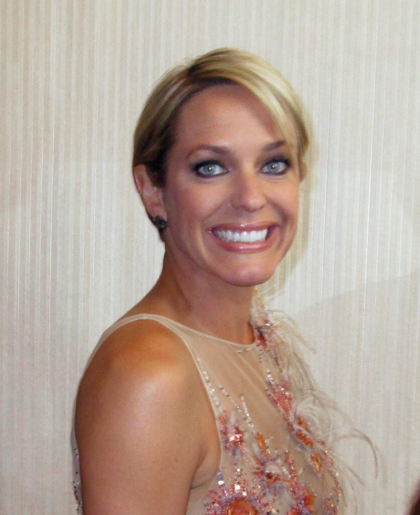 Photo of Arianne Zucker