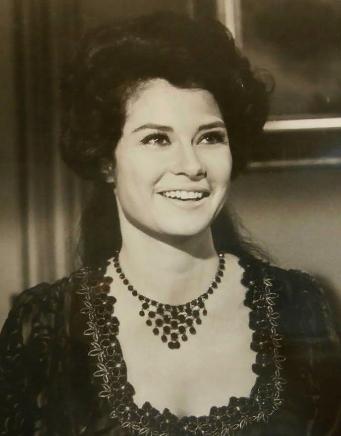 Photo of Diane Baker