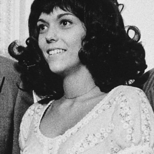 Photo of Karen Carpenter