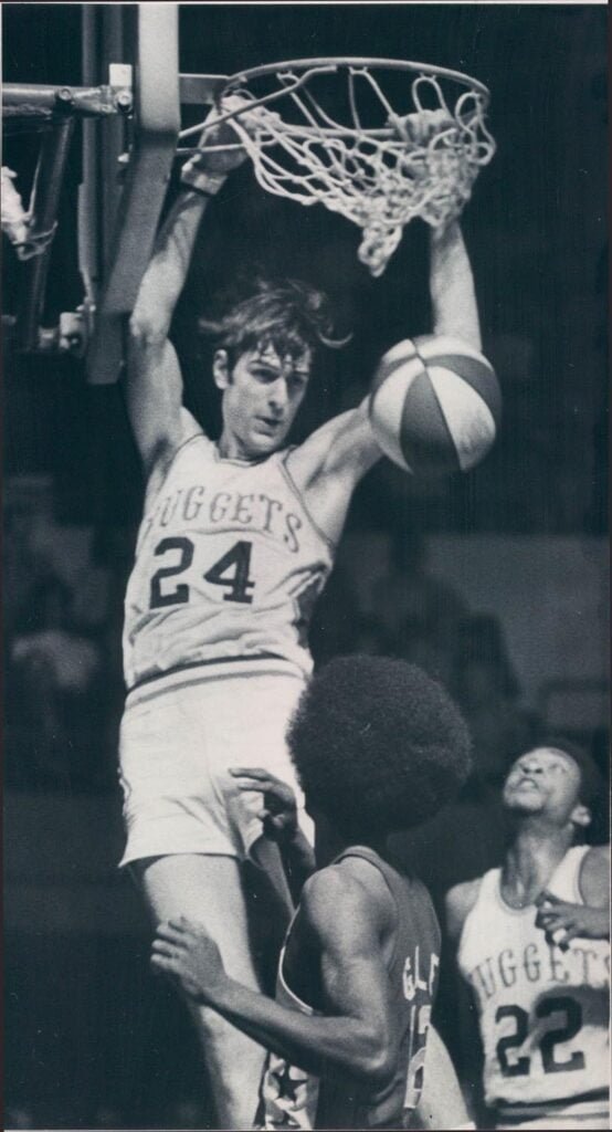 Photo of Bobby Jones (basketball, born 1951)