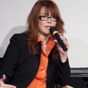 Photo of Lynda Boyd