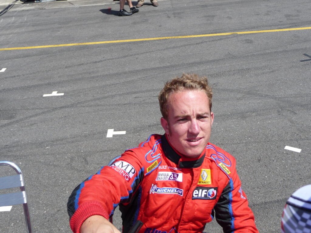 Photo of Víctor García (racing driver)