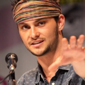 Photo of Shiloh Fernandez