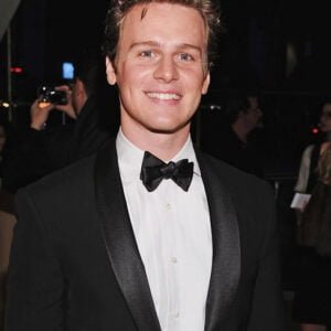 Photo of Jonathan Groff