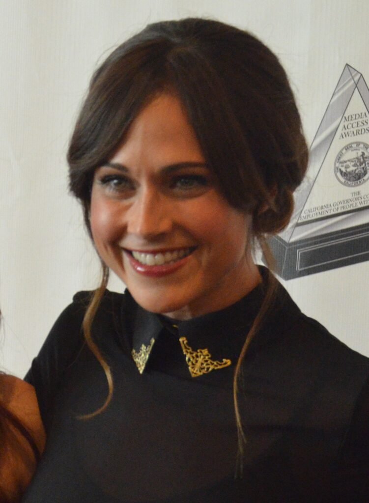Photo of Nikki DeLoach