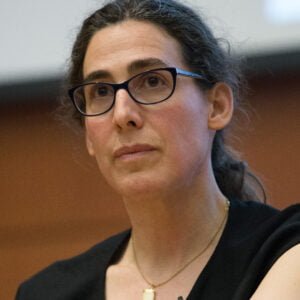 Photo of Sarah Koenig