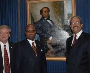 Photo of Simmie Knox