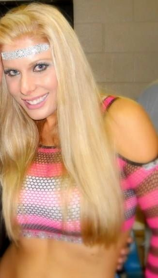 Photo of Krissy Vaine