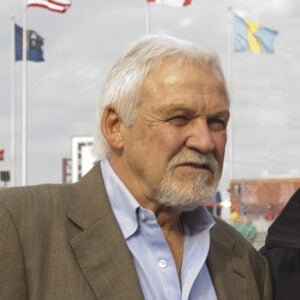 Photo of Bernie Parent