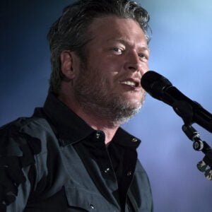 Photo of Blake Shelton