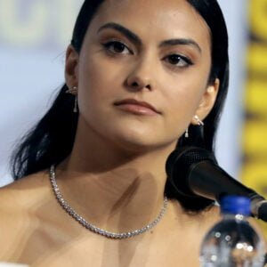 Photo of Camila Mendes