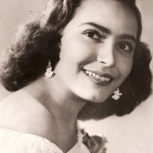 Photo of Carmen Salinas