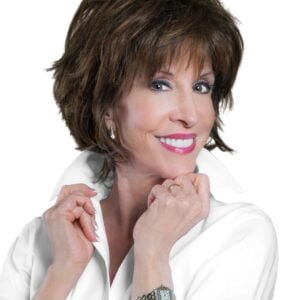 Photo of Deana Martin