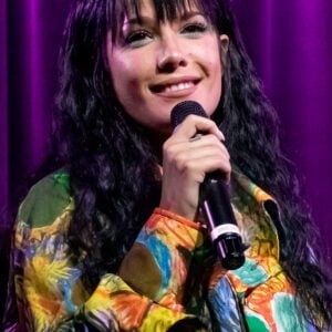 Photo of Halsey (singer)