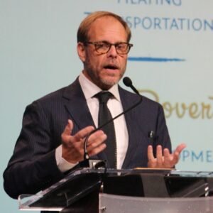 Photo of Alton Brown