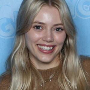 Photo of Grace Van Dien