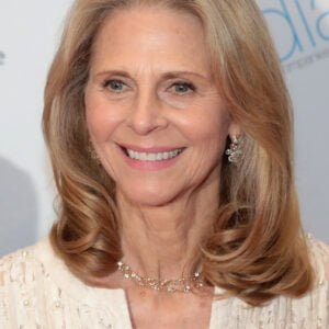 Photo of Lindsay Wagner