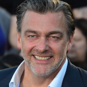 Photo of Ray Stevenson