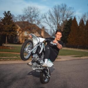 Photo of Tayler Holder