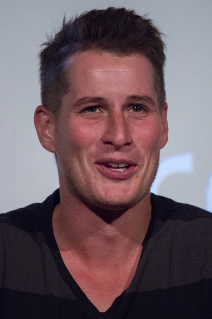 Photo of Brendan Fehr