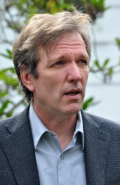 Photo of Martin Donovan