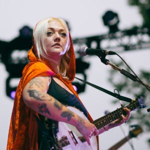 Photo of Elle King