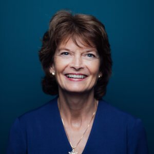 Photo of Lisa Murkowski