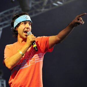 Photo of Arj Barker